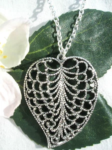 HALSKETTE BLATT LINDE SILBER ANHÄNGER KETTE HERBST DAMEN NATUR WINTER groß BAUM - Picture 1 of 3