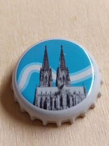 1x Kronkorken Gaffel Wiess Kölsch Köln Kölner Dom hellblau - Bild 1 von 1