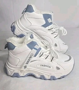Wanwo Women's White and Blue Fur Lined Athletic Fashion Sneakers Size 7 - Picture 1 of 8