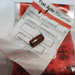 DISTANZIALE CAMBIO DI VELOCITA' ALFA ROMEO 75 - RZ - SZ ORIGINALE 60523111 - Foto 1 di 4