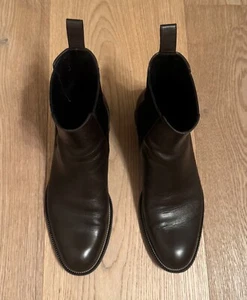 GUCCI / HERRENSTIEFELETTE IN DUNKELBRAUN /GRÖSSE 43/ ECHTES LEDER/100% ORIGINAL - Bild 1 von 4
