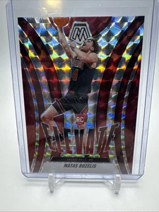 2024-25 Mosaic Matas Buzelis Elevate Mosaic Prizm RC #14 | Chicago Bulls - Picture 1 of 2