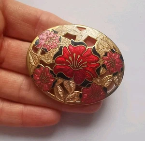 FISH Vintage Enamel Gold Tone Flower Brooch. R99 - Picture 1 of 3
