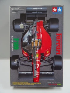 TAMIYA Ferrari F 189 "versión temprana" 1:20 kit # 20023 - Imagen 1 de 3