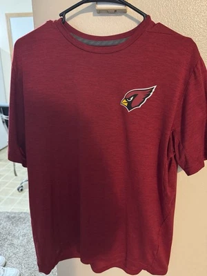 Camiseta con el logotipo del equipo Arizona Cardinals Foto 1 de 3