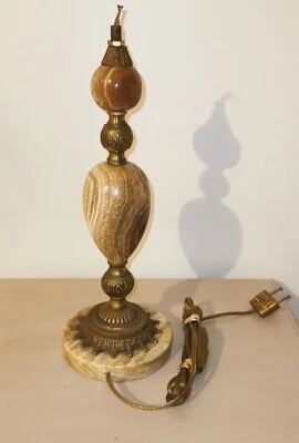 Pied de lampe en marbre ❤️ onyx et laiton XX siècle - Photo 1/4