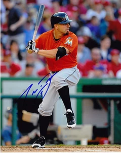 REED JOHNSON MIAMI MARLINS ACTION SIGNED 8x10 - Picture 1 of 1