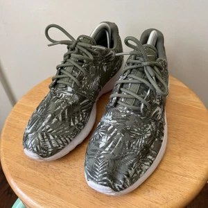 Nike Roshe Run One Palm Print Olive Green Sneakers Womens 8 EUR 39 Tropical Camo - Picture 1 of 10