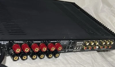 Amplificador de potencia de 6 canales Elan Z660/Z661 440 W Foto 1 de 4