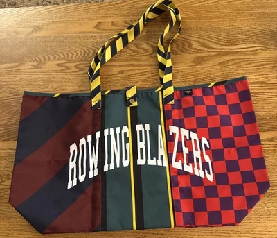 Nuevo bolso de mano con logotipo de remos The Target Collection con logotipo de retazos  Foto 1 de 4