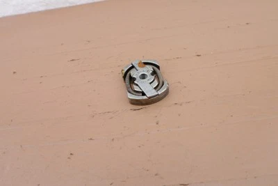 Homelite UT3366B Recortadora de Cuerdas OEM Embrague 3/8-24 Foto 1 de 4