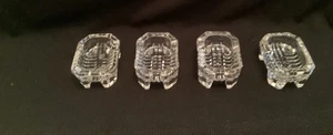 VINTAGE SET OF 4 FOOTED CLEAR GLASS SALT CELLARS EUC - Picture 1 of 4