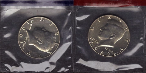 1988-P&D UNCIRCULATED KENNEDY HALF DOLLARS IN MINT CELLO (2 COINS) Cover