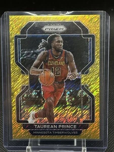 Sujetalibros Taurean Prince 2021 Panini Prizm #159 Gold Shimmer 10/10 - Imagen 1 de 10