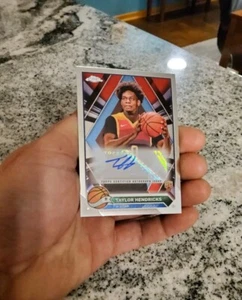 2023-24 Topps Chrome Taylor Hendricks RC Auto #CG-TAH Utah Jazz - Picture 1 of 3