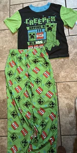 NWT Boys Size 10 Minecraft Pajamas Lounge Lightweight Shirt Pants PJ Kids Set - Picture 1 of 1