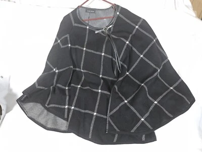Poncho Ivanka Trump Talla Única Grande Negro Blanco Capa a Cuadros Elegante 🔥 Foto 1 de 4