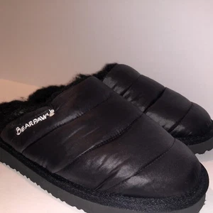 New Women's Bearpaw Puffy Black Fur Lined Slippers Slides Shoes Women’s 8 - Picture 1 of 7