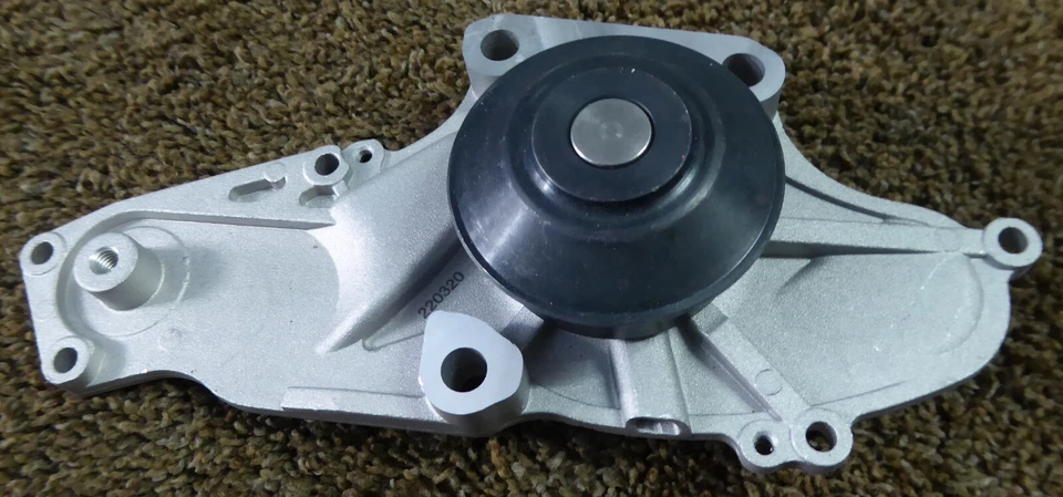 Bomba de agua NPW hecha en Japón para 05-12 Honda Accord Pilot Odyssey Acura CL TL MDX Foto 1 de 4