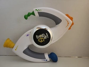 Bop It! XT Handheld Extreme Electronic Game By Hasbro 2010 - Picture 1 of 9