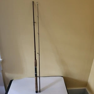 Varilla giratoria Fenwick Fenglasss Feralite FS65 6 1/2’ 2 piezas línea 4-10 lb ¡como nueva! - Imagen 1 de 17