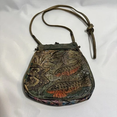 Bolso Bandolera JANE YOO Firmado Vintage Cuero Pintado a Mano Koi Birds Foto 1 de 4