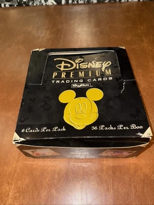 Tarjetas coleccionables individuales selladas de Disney Premium Skybox Foto 1 de 2