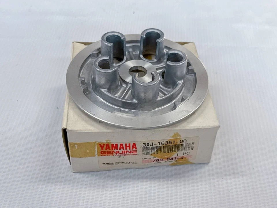 Placa de presión de embrague genuina Yamaha YZ125 3XJ-16351-00 Foto 1 de 4