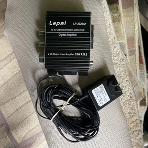 Lepai LP-2020A+ Hi-Fi Estéreo Digital Clase-T 2 Canales 20W Amplificador y Cable de Alimentación - Imagen 1 de 4