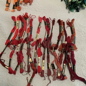 30- DMC 6-Strand Embroidery Cotton 8.7yd-all Off Reds Mixed One Of Several Lots - Picture 1 of 5