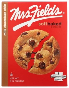 Galletas con chispas de chocolate con leche al horno suave Mrs. Fields caja de 8 OZ - Imagen 1 de 5