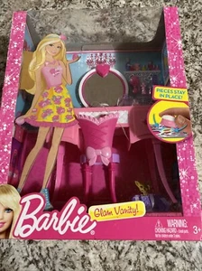 2012 Barbie Glam Vanity Spielset #X7940 *NEU* NRFB - Bild 1 von 6