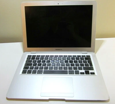 Apple Macbook Air 13 Inch Mid-2009 A1304 Laptop (Per Ricambi O Non Funzionante - Immagine 1 di 4