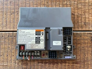 Furnace Control Circuit Board HK42FZ010 1012-942-C Carrier - Picture 1 of 5