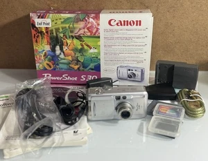 Canon PowerShot S30 Digital Camera - Charger 3 Cards Compact Flash Reader EXTRAS - Picture 1 of 17