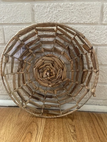 Woven basket tray, BRAND NEW! Decorative, Wire Frame, 12” Cover