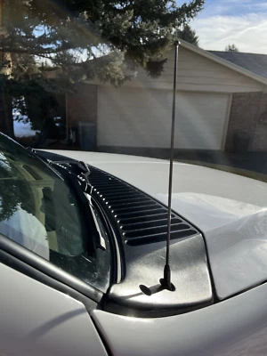 Mástil de antena de acero inoxidable negro de 12" radio AM/FM para Ford F-250-F750 1997-2016 Foto 1 de 4