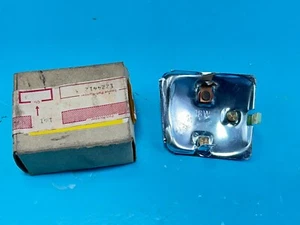 Reflector de luz trasera izquierda Opel Kapitän Rekord Olympia SWF 1224412 genuino NOS - Imagen 1 de 5