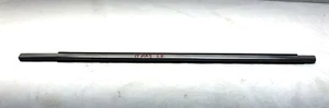 2016-2019 LINCOLN MKX LEFT FRONT DOOR WINDOW WEATHERSTRIP MOLDING  OEM - Picture 1 of 9