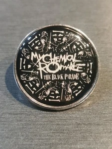 MY CHEMICAL ROMANCE WELCOME TO THE BLACK PARADE Pin Badge Patch Neu Hochwertig - Bild 1 von 6