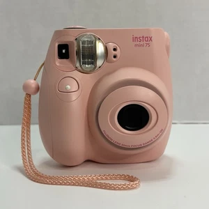 FUJIFILM Instox Mini 7S Instant Film Camera Light Pink Fujinon Lens 60mm Tested - Picture 1 of 12