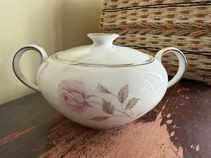 La Rose Sugar Bowl W/Lid by Modern China & Table Institute - Picture 1 of 3