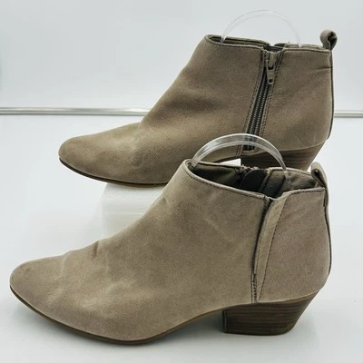 Old Navy Womens Tan Faux Suede Ankle Booties Boots Block Heel Side Zip Size 8 - Image 1 of 4