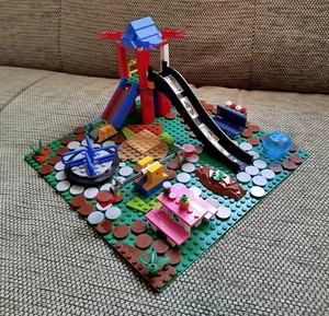 !!! Lego MOC Kinder Spiel Platz Park Base Plate - Lesen !!! - Bild 1 von 2