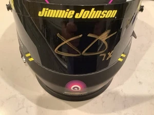JIMMIE JOHNSON HANDSIGNIERTER 2017 HMS ALLY FULL SIZE HELM & HANDSIGNIERTE KARTE - Bild 1 von 16