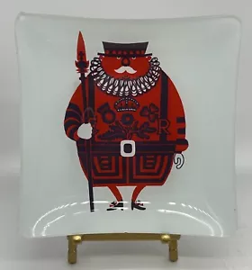 Kenneth Townsend Beefeater Glass Tray, 1970's - Picture 1 of 3