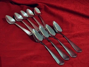 Vintage Grapefruit Serrated Spoons - Silverplate & Stainless - Total of 9 - Picture 1 of 6