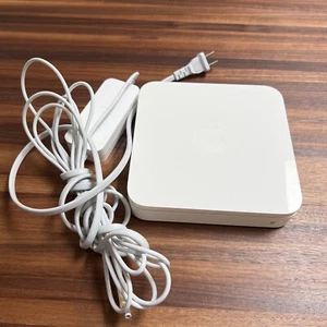 Apple AirPort Extreme Wireless N Router A1408 - Picture 1 of 5