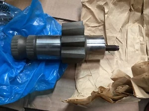 Nos TRW TAS554100A10 Sector Shaft - Picture 1 of 4