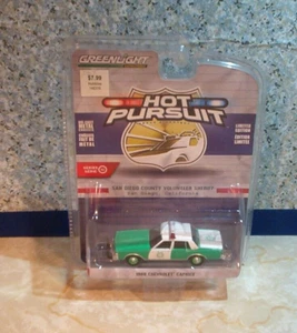 Greenlight 1:64 Hot Pursuit 1989 Chevy Caprice San Diego Volunteer Sheriff - Picture 1 of 4